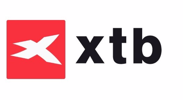 El bróker XTB lanza una tarjeta virtual multidivisa