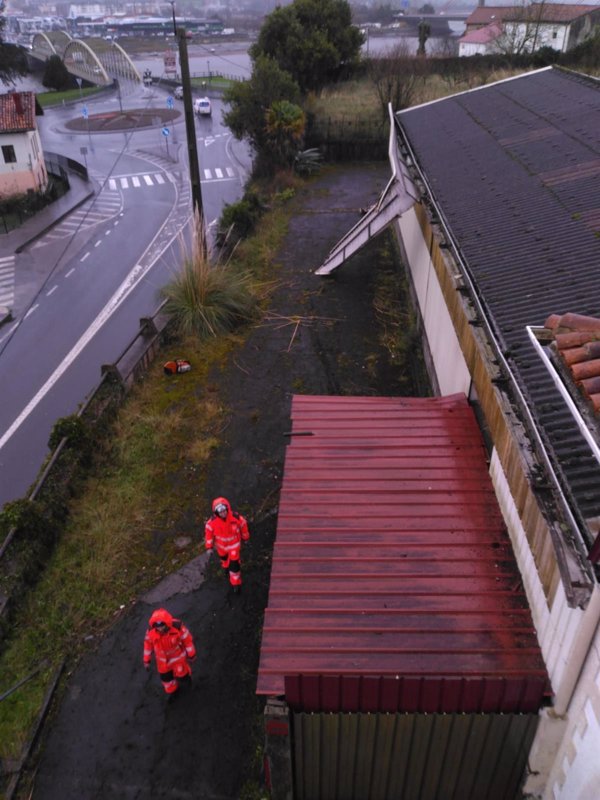 Aumentan a 64 las incidencias provocadas por la meteorología adversa en Cantabria