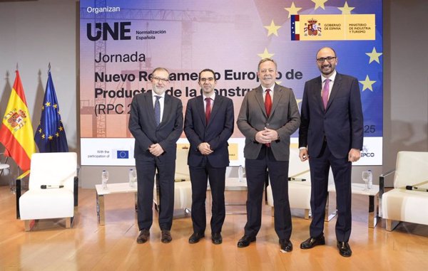 UNE y el Ministerio de Industria presentan el nuevo reglamento europeo de productos de construcción