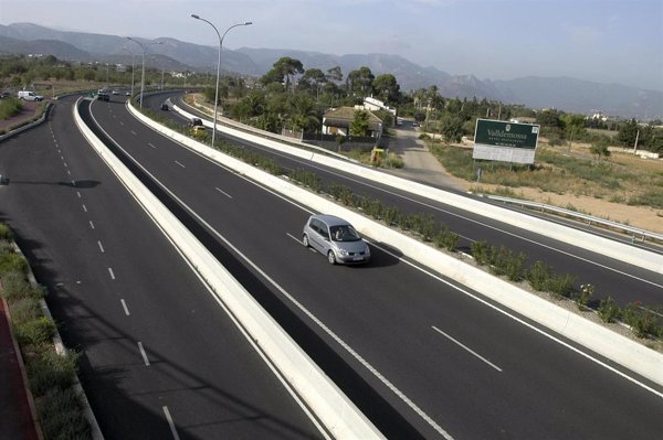 Un joven muere atropellado cuando cruzaba la carretera de Valldemossa (Palma)