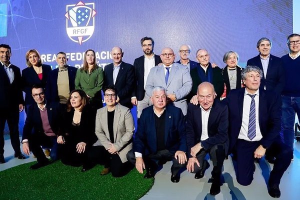 Rafael Louzán, con Pablo Prieto en su toma de posesión como nuevo presidente de la Federación Galega