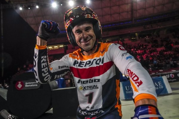 Toni Bou vuelve a ganar en Barcelona y afianza el liderato del X-Trial