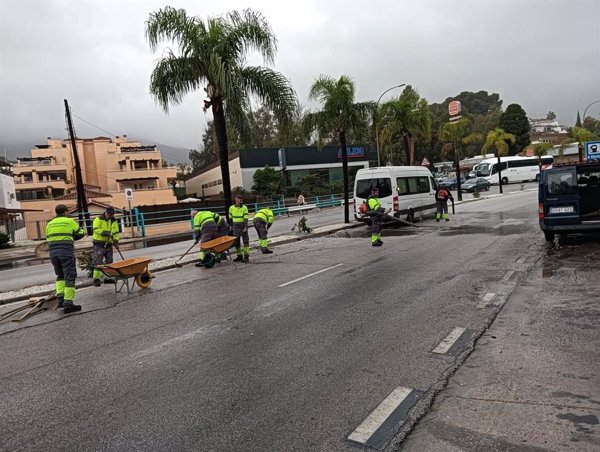 El Ayuntamiento de Torremolinos recomienda que los alumnos no acudan a centros educativos por fuertes lluvias