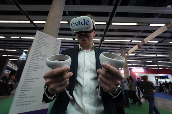 Esade aboga por abordar con urgencia los desafíos ambientales y sociales y promover prácticas empresariales responsables
