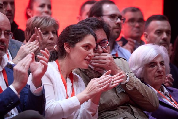 Lobato niega que el registro en notaría de mensajes con Sánchez Acera buscara neutralizar a López como rival en Madrid