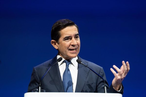 BBVA convoca su junta para marzo y propondrá renovar a Torres como presidente y a Genç como CEO