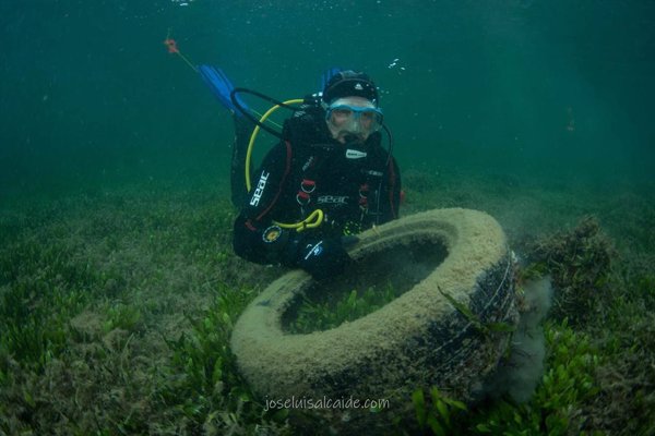 TM Grupo Inmobiliario retira 5.300 kilos de residuos del Mediterráneo con su proyecto de conservación ambiental en 2024