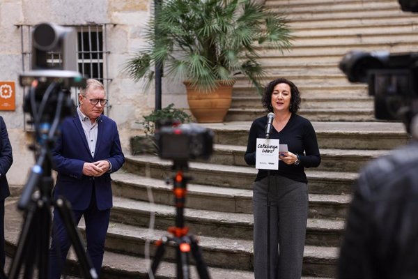 Cataluña se prepara para asumir el IRPF en 2026 y suma 102 efectivos para esta campaña de la renta