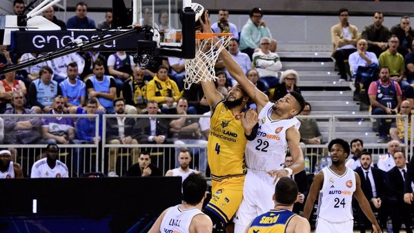 El Real Madrid termina el sueño del Gran Canaria y accede a otra final de Copa