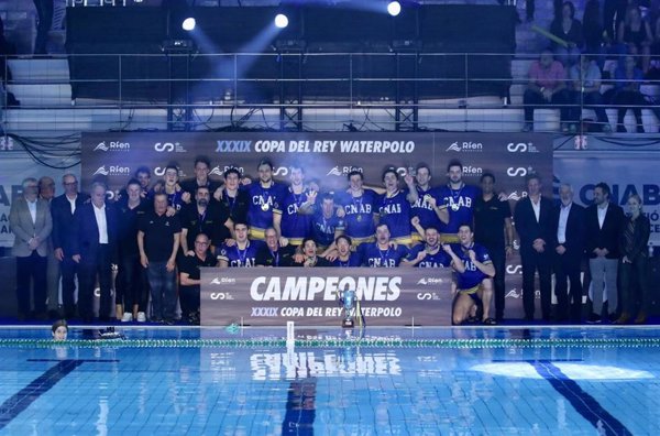 El Zodiac CNAB suma su decimotercera Copa del Rey de waterpolo consecutiva