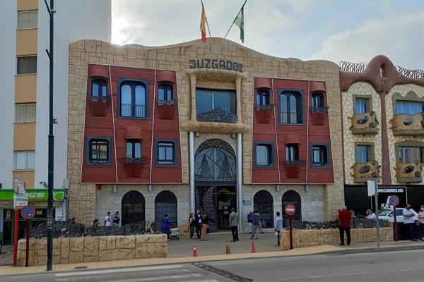 Citan como investigada a exalcaldesa de Garrucha (Almería) en el caso que investiga presuntas contrataciones irregulares
