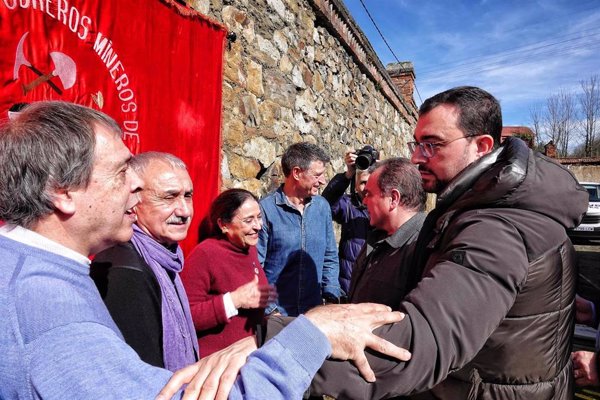 Álvarez aboga por convertir a Hunosa en la 