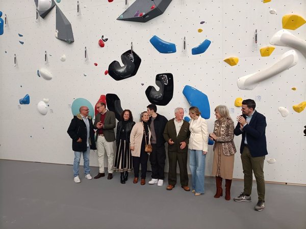 Cáceres rinde homenaje a Alberto Ginés con un rocódromo de vanguardia que lleva su nombre