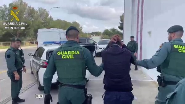 Guardia Civil detiene al atracador de una entidad bancaria en el Pont d'Inca (Mallorca)