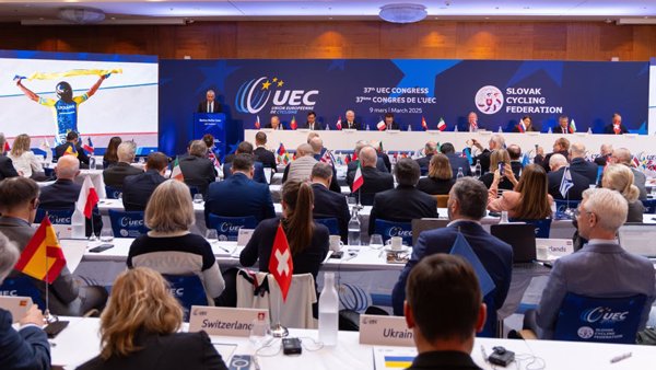 El presidente de la RFEC, José Vicioso, nombrado candidato al Comité Director de la UCI