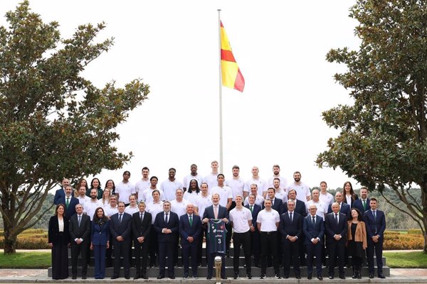 Felipe VI recibe al Unicaja de Málaga, campeón de la 89ª Copa del Rey