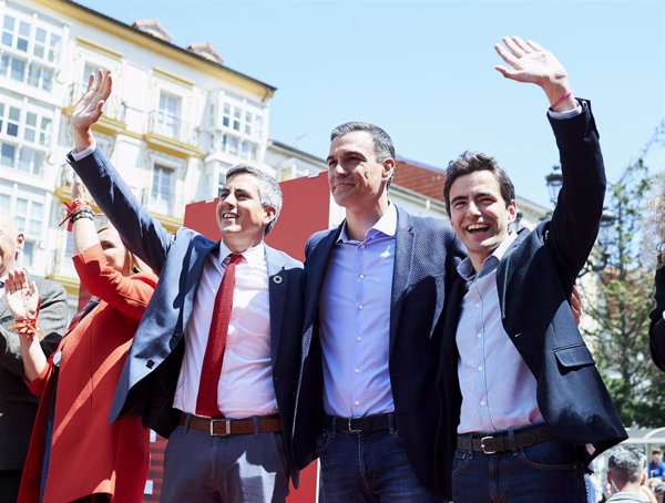 Pedro Sánchez clausura este domingo el Congreso Regional del PSOE que ratificará a Casares como secretario general