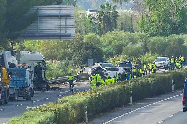 La AUGC recuerda el accidente de la AP-4 saldado con seis muertos por su primer aniversario y pide