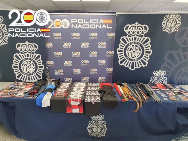 Detenidos tres ultras del Sevilla y del Betis por agresiones a la Policía y venta de cocaína