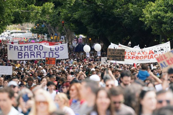 FAI pide dejar de lanzar 