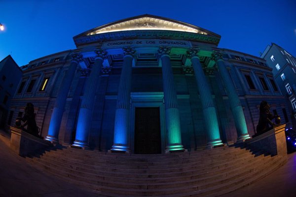 El Congreso aprueba finalmente una declaración sobre el Pueblo Gitano tras apoyar Vox el texto