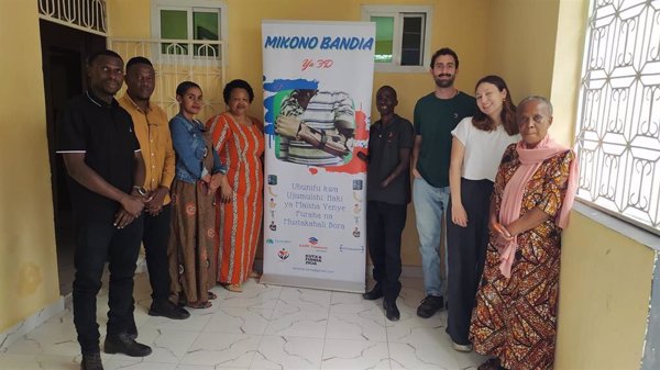 ONG española crea el primer laboratorio 3D en Tanzania que entregará prótesis gratis a personas con discapacidad