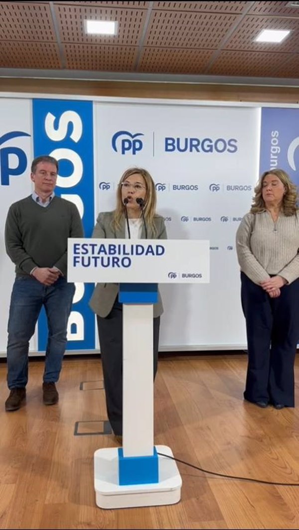 Ana Alós (PP) exige respuestas a Pilar Alegría y define a Esther Peña como