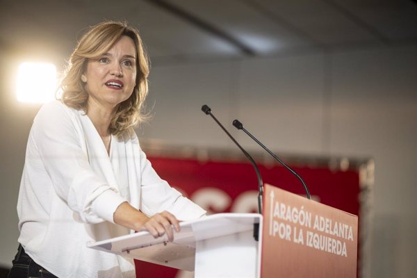 Pilar Alegría denuncia que lleva 