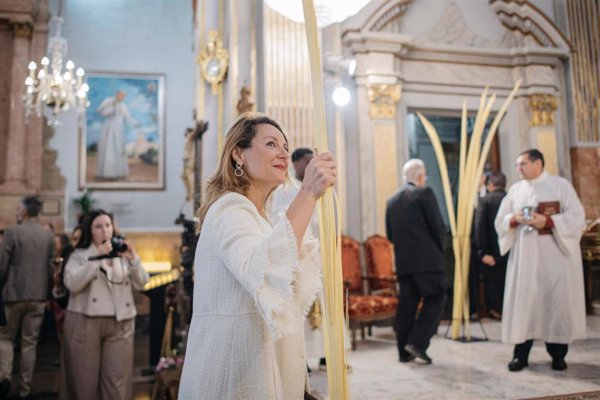 Carrasco participa en la misa del Domingo de Ramos en la Basílica del Lledó como 