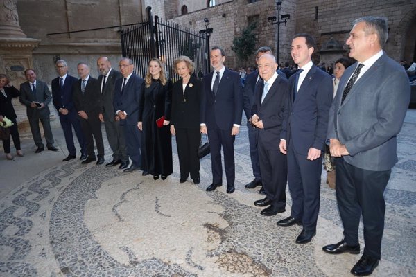 La Reina Sofía asiste al concierto de Pascua en La Seu para respaldar el trabajo de Projecte Home en Baleares