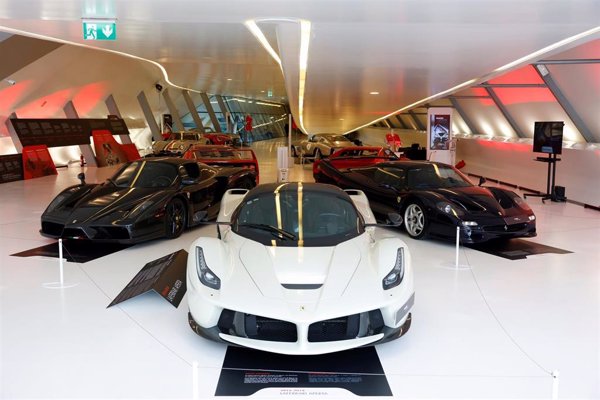 El universo Ferrari desembarca en el Mobility City con una exposición única de 14