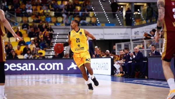 El base francés Mehdy Ngouama concluye su vinculación con el Dreamland Gran Canaria