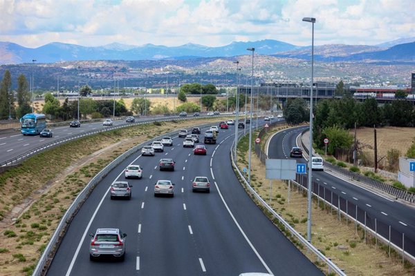 La segunda fase de la Operación Salida comienza con dos accidentes en Valladolid y Murcia