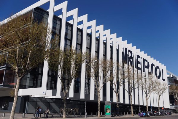 Moody's reafirma el rating de Repsol ante su resiliencia en un contexto de precios más bajos del petróleo