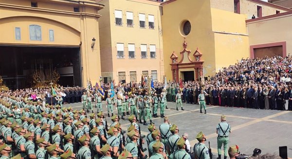 Málaga se reencuentra con el Cristo de la Buena Muerte y La Legión un año más