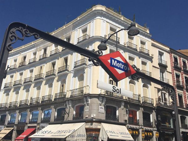 La estación de Metro y Cercanías de Sol cierra este sábado desde las 15.00 horas