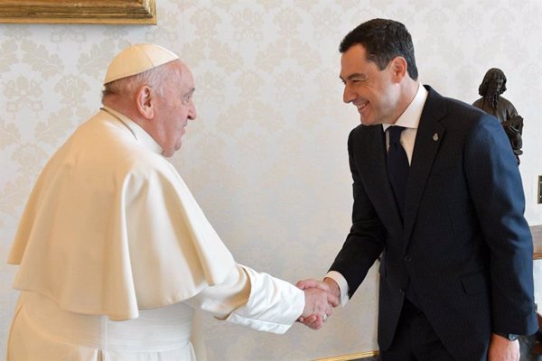 Moreno lamenta la muerte del Papa: Un hombre 