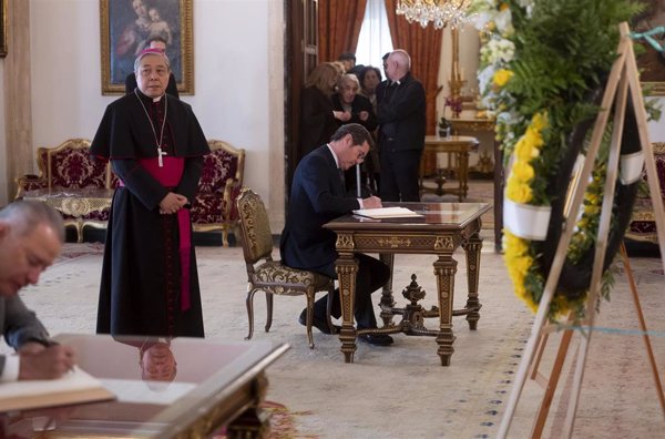 Garamendi, sobre el Papa en la firma de condolencias: 