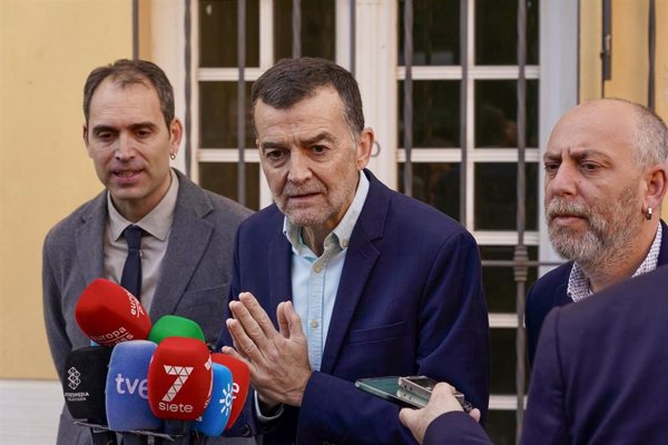 Maíllo da por zanjada la crisis pero lanza un mensaje a Marlaska: