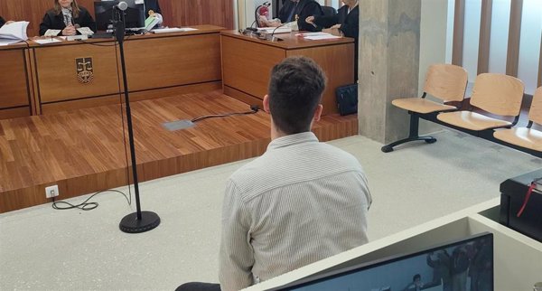 Fiscalía incrementa a 20 años su petición de cárcel para un hombre acusado de agredir a una joven que conoció en Tinder