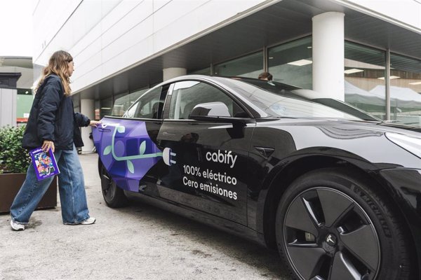 Cabify recibe 8.500 nuevas licencias en Madrid que tendrá que activar de golpe