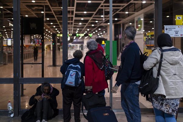 Suspendido todo el servicio de Rodalies en Cataluña por 