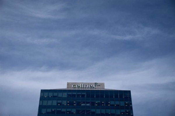 Cellnex sitúa en el 98% la normalidad en servicios para operadores de telefonía móvil