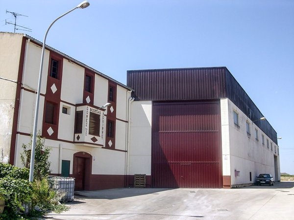 Golpe de suerte para pasajeros del Alvia Barcelona-Bilbao, gracias a la solidaridad de una bodega de La Rioja