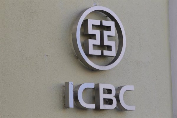 El banco chino ICBC gana 10.143 millones de euros en el primer trimestre, un 4% menos
