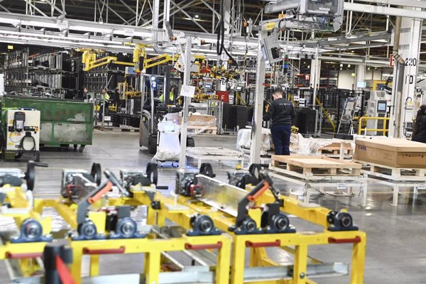 La planta de Stellantis en Figueruelas (Zaragoza) prevé retomar toda la actividad en el turno de tarde