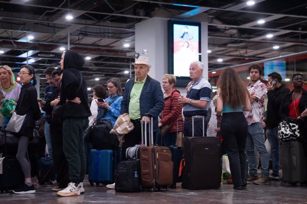Empieza a restablecerse la circulación de trenes en el corredor mediterráneo