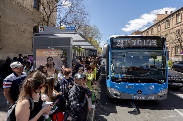 Confebús destaca que el autobús mantuvo sus servicios operativos durante el apagón