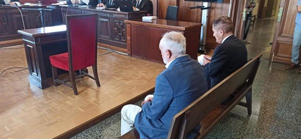 La Audiencia de Sevillla condena a tres años al exdirector de Faffe por contratación 