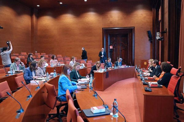 Illa comparecerá la tarde del martes en el Parlament para dar explicaciones sobre el apagón